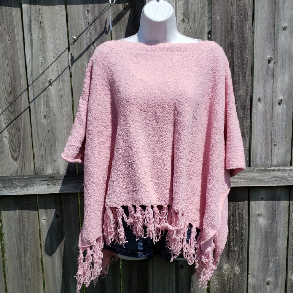 Boho Fleece Poncho By Christopher & Banks In Soft Cozy Pink Color With Fringe